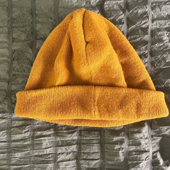 Adidas Beanie - Picture 2 of 4